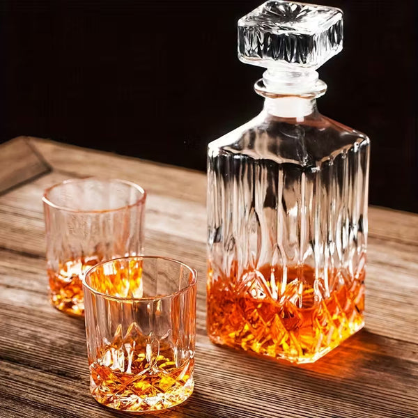 Sæt med whiskyflaske og glas (premium)